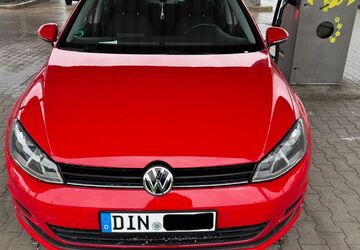 VW Golf 135.356 km 8.199 &euro; Dinslaken 46537