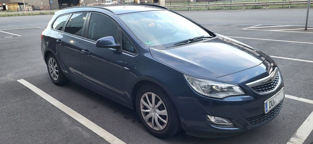 Opel Astra 125.000 km 4.400 &euro; Duisburg 47138