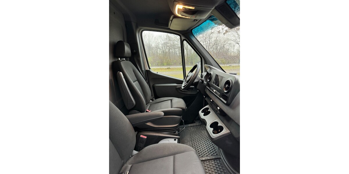 Mercedes-Benz Sprinter 131.197 km 32.500 &euro; Rheinberg 47495