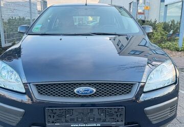 Ford Focus 82.000 km 2.299 &euro; Oberhausen 46047