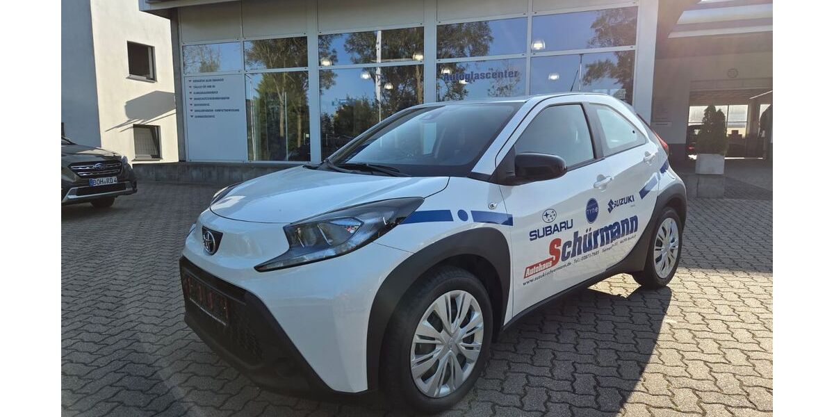 Toyota Aygo (X) 6.250 km 15.800 &euro; Bocholt 46395