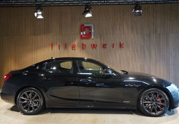 Maserati Ghibli 63.000 km 45.941 &euro; Duisburg 47228