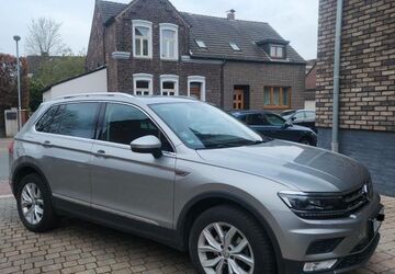 VW Tiguan 128.600 km 20.700 &euro; Duisburg 47119