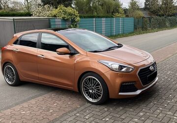 Hyundai i30 74.000 km 13.800 &euro; Bocholt 46395