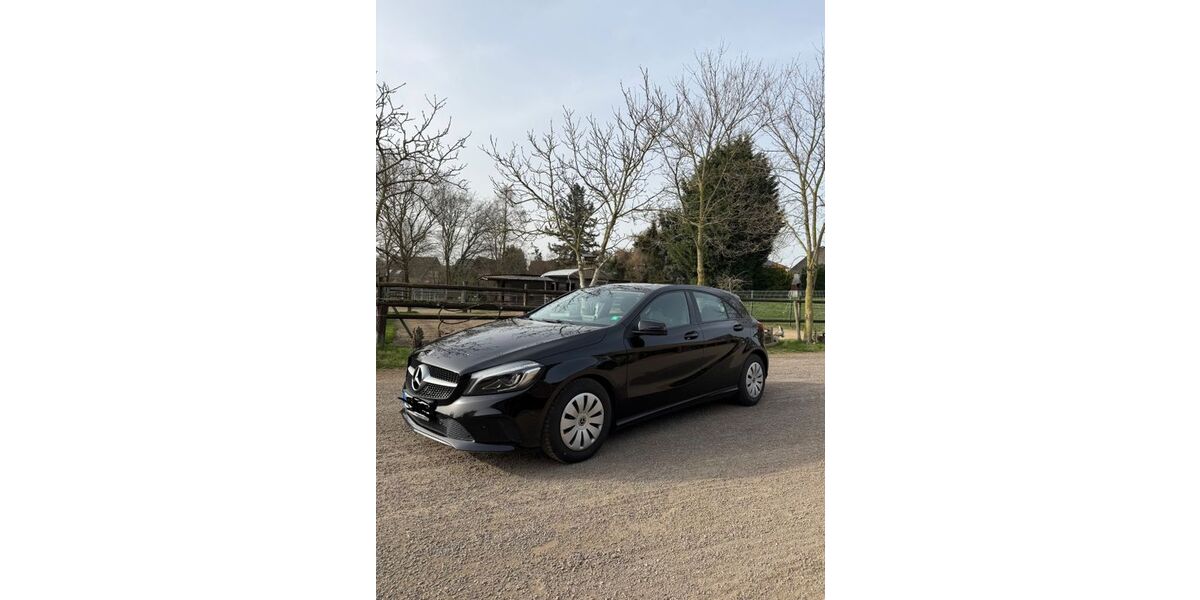 Mercedes-Benz A 180 110.233 km 13.900 &euro; Kerken 47647