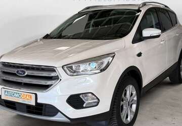 Ford Kuga 61.394 km 17.489 &euro; Duisburg 47138