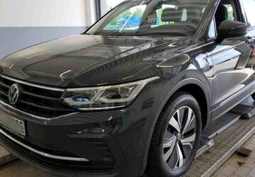 VW Tiguan 69.742 km 23.440 &euro; Wesel 46483