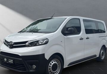 Toyota Proace (Verso) 26.066 km 29.900 &euro; Wesel 46485