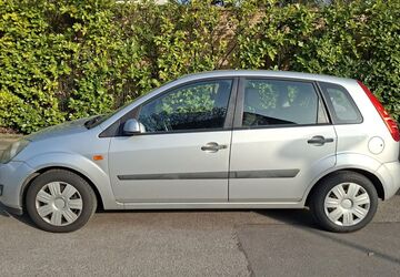 Ford Fiesta 205.000 km 1.250 &euro; Gladbeck 45964