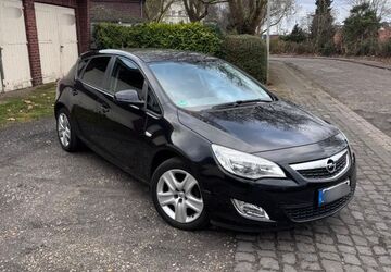 Opel Astra 151.000 km 4.390 &euro; Oberhausen 46119