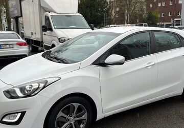 Hyundai i30 138.188 km 7.800 &euro; Oberhausen 46045