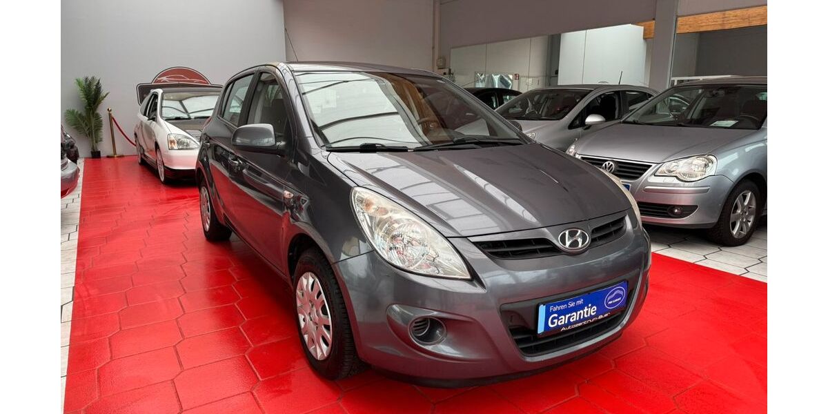 Hyundai i20 178.000 km 4.490 &euro; Moers 47441