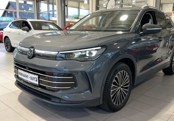 VW Tiguan 32.700 km 42.890 &euro; Hünxe 46569
