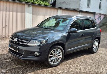 VW Tiguan 259.000 km 8.450 &euro; Duisburg 47058