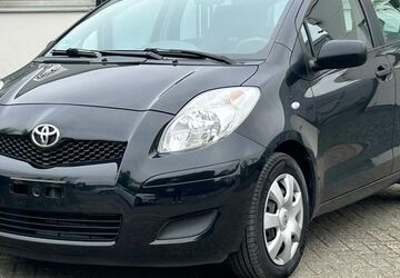 Toyota Yaris 102.000 km 4.990 &euro; Borken 46325