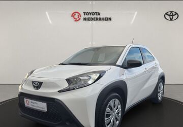 Toyota Aygo (X) 17.201 km 15.380 &euro; Bocholt 46395