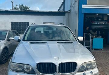BMW X5 261.018 km 3.980 &euro; Oberhausen 46149