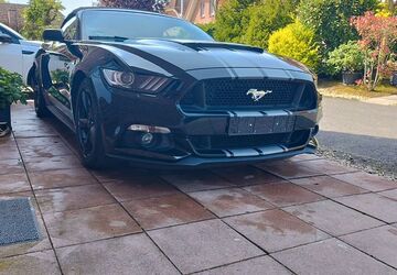 Ford Mustang 70.000 km 21.500 &euro; Borken 46325