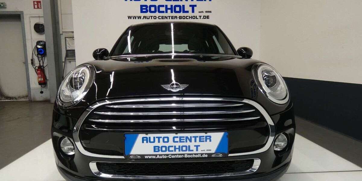Mini Cooper 121.731 km 11.900 &euro; Bocholt 46395