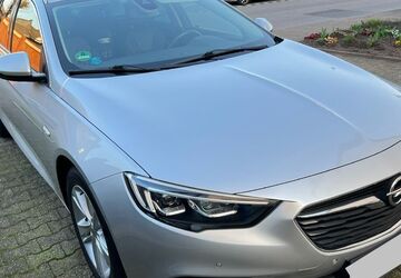 Opel Insignia 55.000 km 17.199 &euro; Bottrop 46240