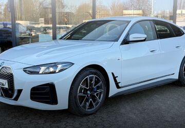 BMW i4 6.999 km 47.900 &euro; Bocholt 46395