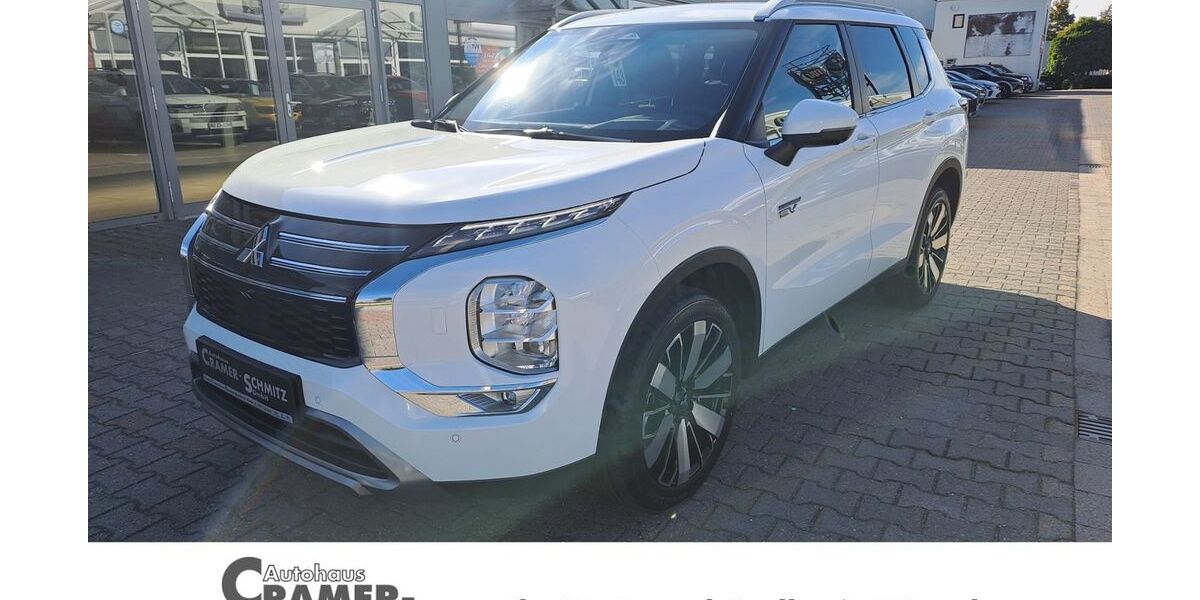 Mitsubishi Outlander 10.950 km 44.490 &euro; Wesel 46485