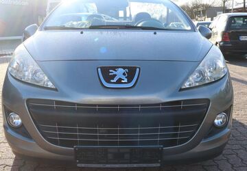 Peugeot 207 157.000 km 2.490 &euro; Bocholt 46395
