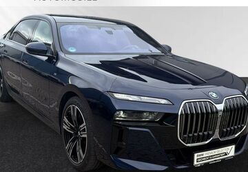 BMW 750 10.700 km 106.549 &euro; Wesel 46485