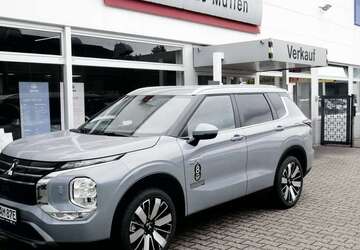 Mitsubishi Outlander 5.000 km 51.790 &euro; Oberhausen 46147