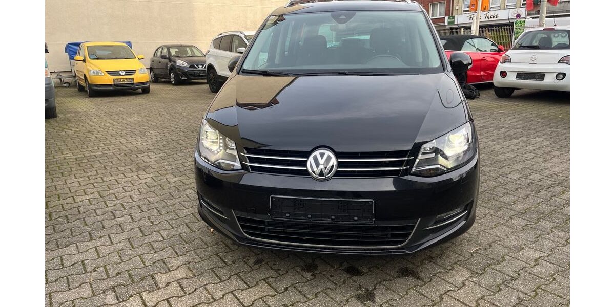 VW Sharan 217.000 km 15.900 &euro; Duisburg 47057