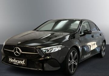 Mercedes-Benz A 180 8.156 km 28.890 &euro; Rhede 46414