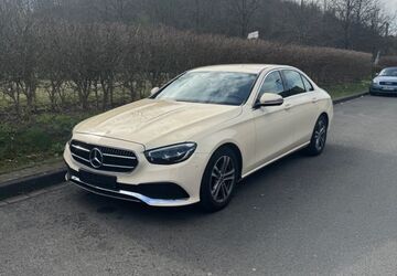 Mercedes-Benz E 220 135.000 km 32.000 &euro; duisburg 47249