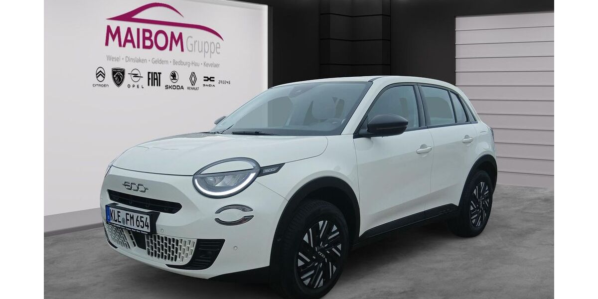 Fiat 600 15.745 km 23.999 &euro; Kevelaer 47623