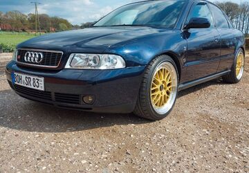 Audi A4 218.000 km 7.399 &euro; Hamminkeln 46499