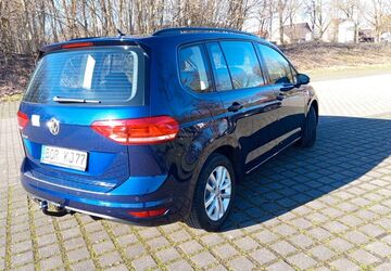 VW Touran 155.500 km 15.950 &euro; Borken-Weseke 46325