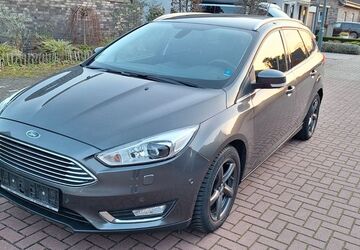 Ford Focus 72.500 km 10.100 &euro; Hamminkeln 46499