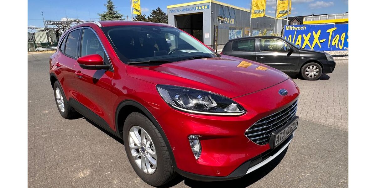 Ford Kuga 5.300 km 28.499 &euro; Kevelaer 47623