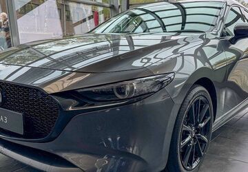 Mazda 3 9.442 km 29.990 &euro; Duisburg 47166