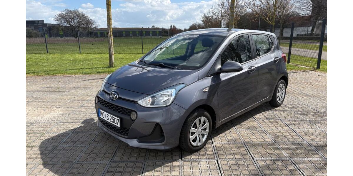 Hyundai i10 36.500 km 7.999 &euro; Xanten 46509
