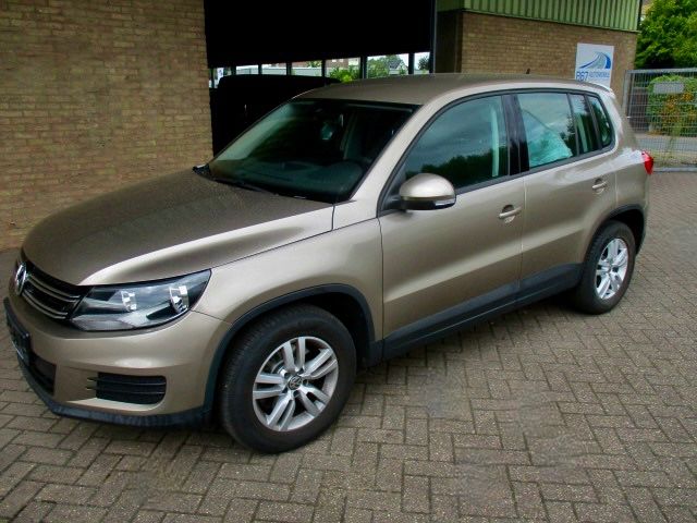 VW Tiguan 82.000 km 9.999 &euro; Rhede 46414