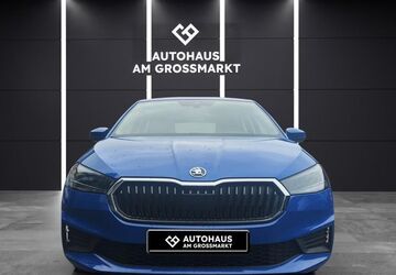 Skoda Fabia 33.500 km 12.990 &euro; Duisburg 47059