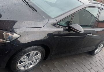 VW Touran 115.000 km 13.999 &euro; Wesel 46485
