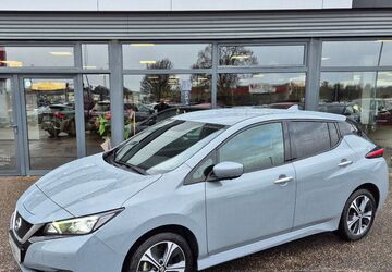 Nissan Leaf 32.000 km 17.970 &euro; Wesel 46485