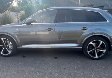 Audi Q7 216.000 km 24.700 &euro; Duisburg 47249