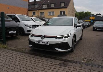 VW Golf 85.000 km 27.150 &euro; Duisburg 47139