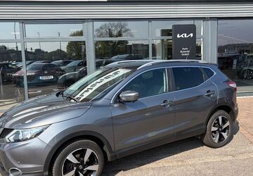Nissan Qashqai 141.000 km 13.970 &euro; Wesel 46485
