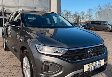 VW T-Roc 27.625 km 24.290 &euro; Rhede 46414