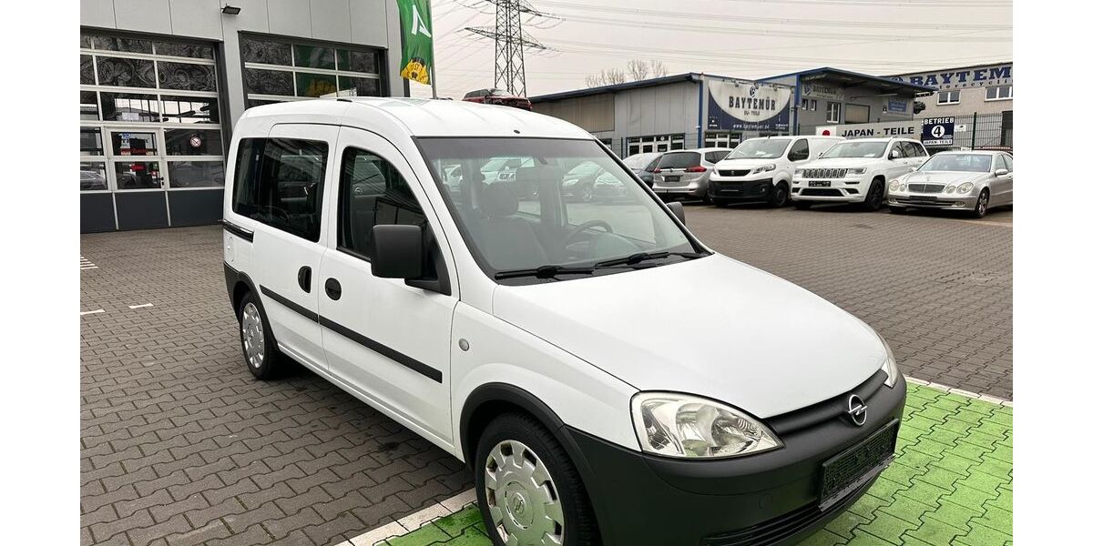 Opel Combo 89.000 km 1.990 &euro; Bottrop 46238