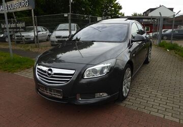 Opel Insignia 199.000 km 5.490 &euro; Duisburg 47249