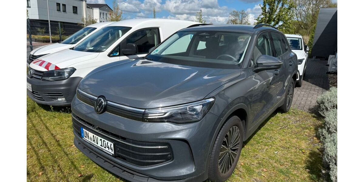 VW Tiguan 54.000 km 31.900 &euro; Dorsten 46284
